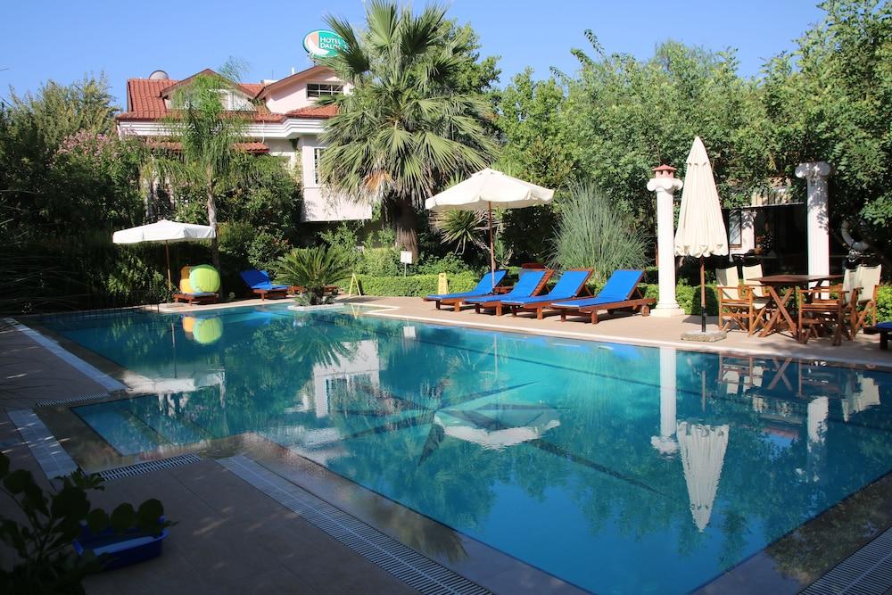 Hotel Dalos Гёчек Экстерьер фото